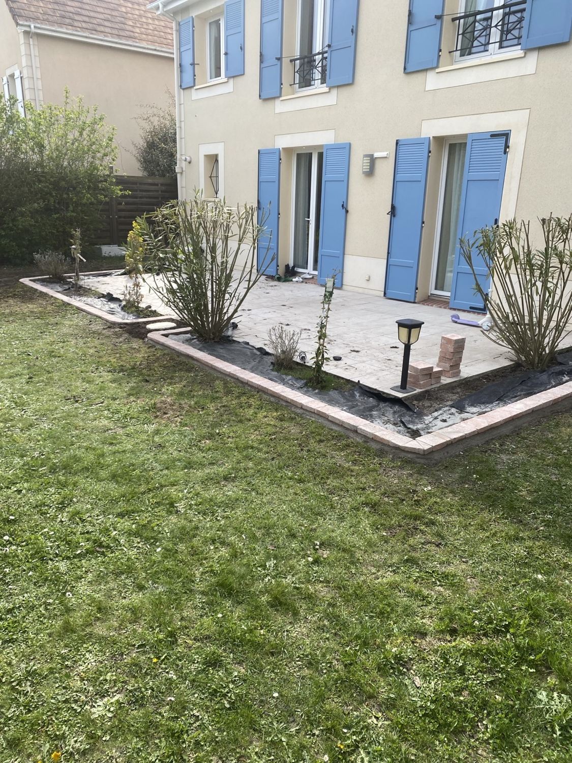 Réalisation BÂTIMENT LAROQUE – Maçonnerie & aménagements extérieurs