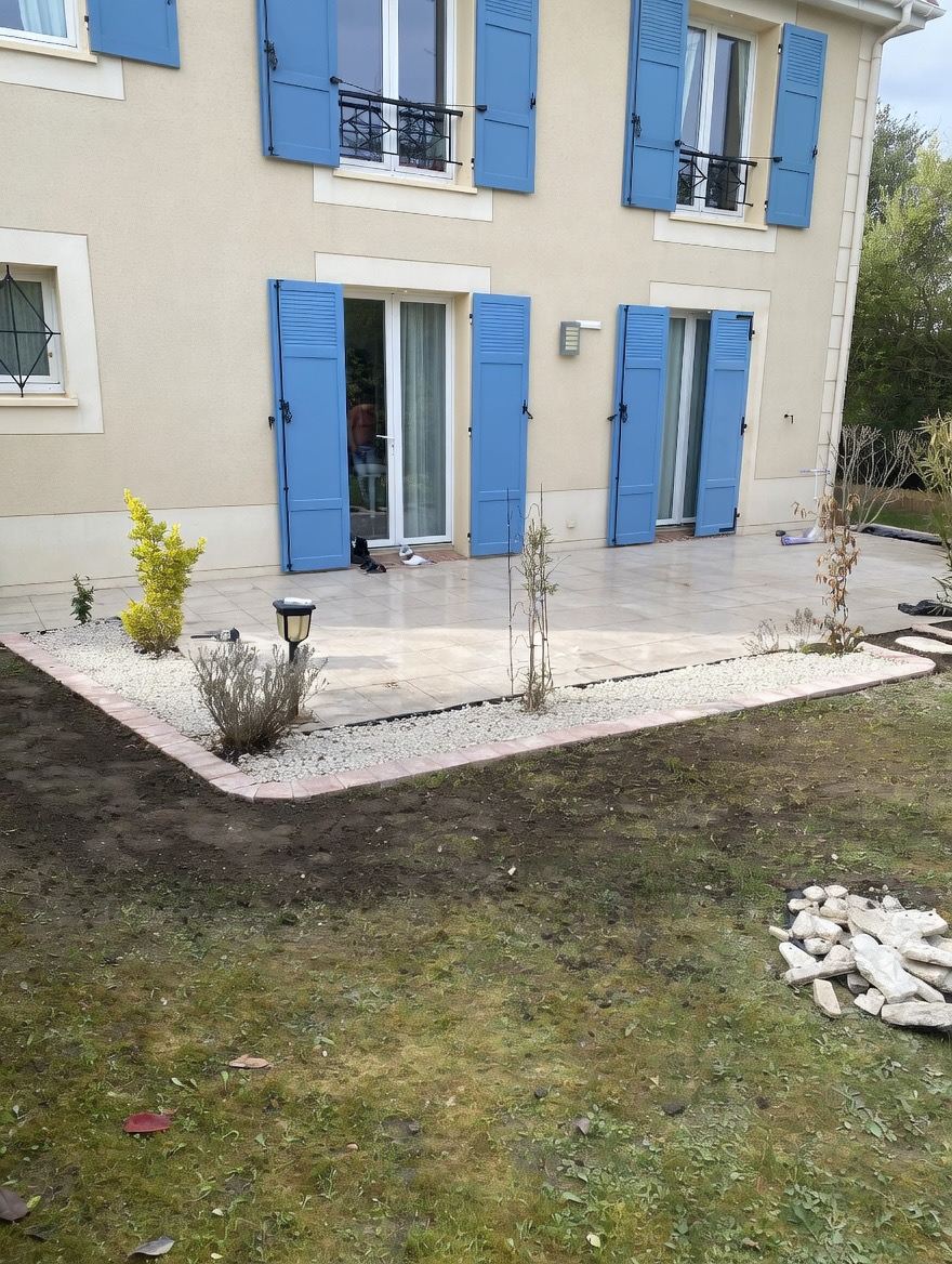 Réalisation BÂTIMENT LAROQUE – Maçonnerie & aménagements extérieurs
